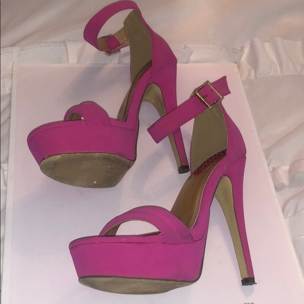 Pink platform heels - Picture 5 of 7